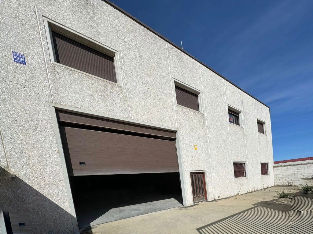 Exterior view of Industrial buildings to rent in Peñafiel
