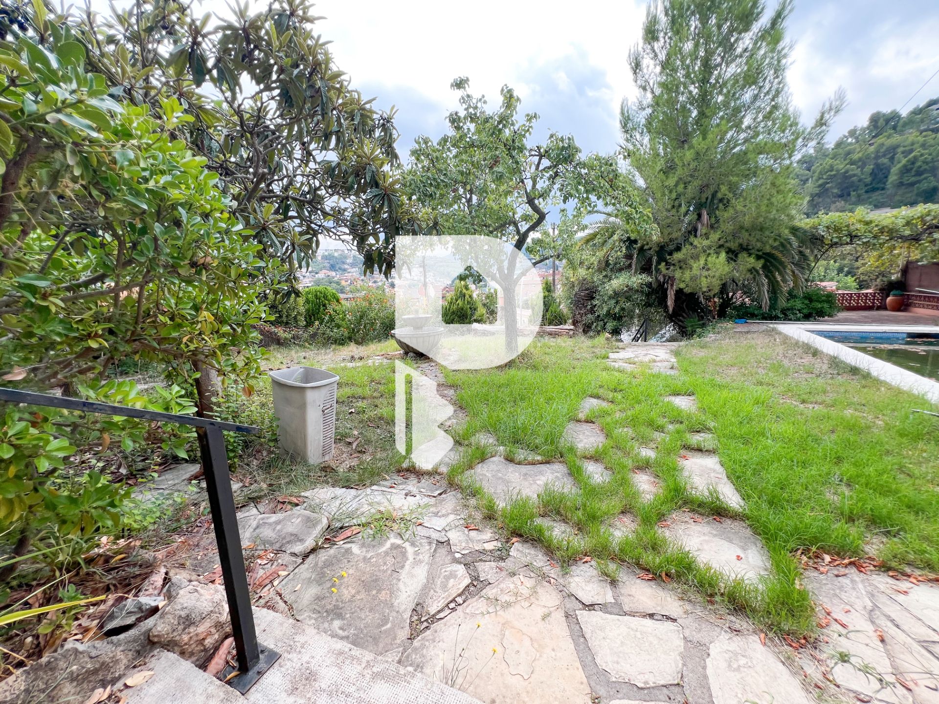 Jardín de Casa o chalet en venta en Vallirana con Calefacción, Jardín privado y Terraza