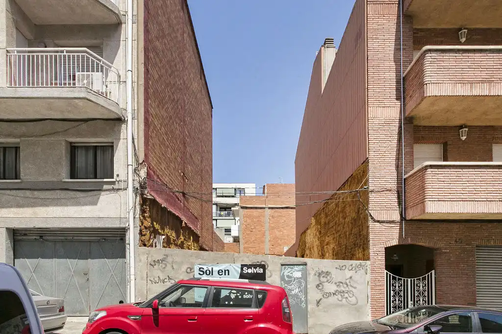 Außenansicht von Grundstücke zum Verkauf in Badalona