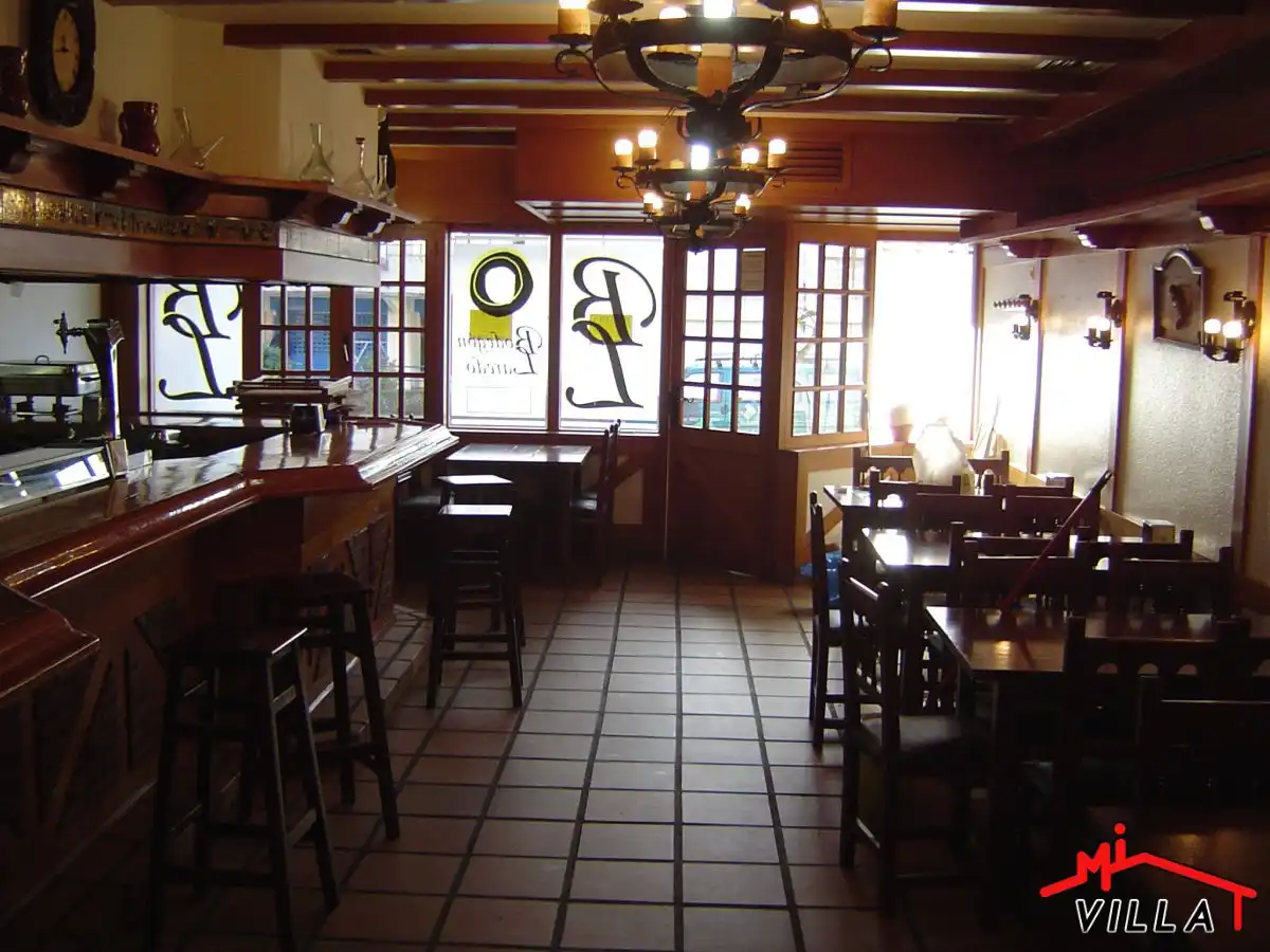 Business premises for sale in Zona Playa, imagen 2