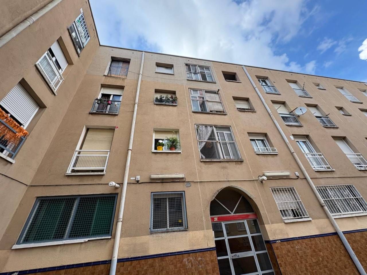 Vista exterior de Piso en venta en El Prat de Llobregat