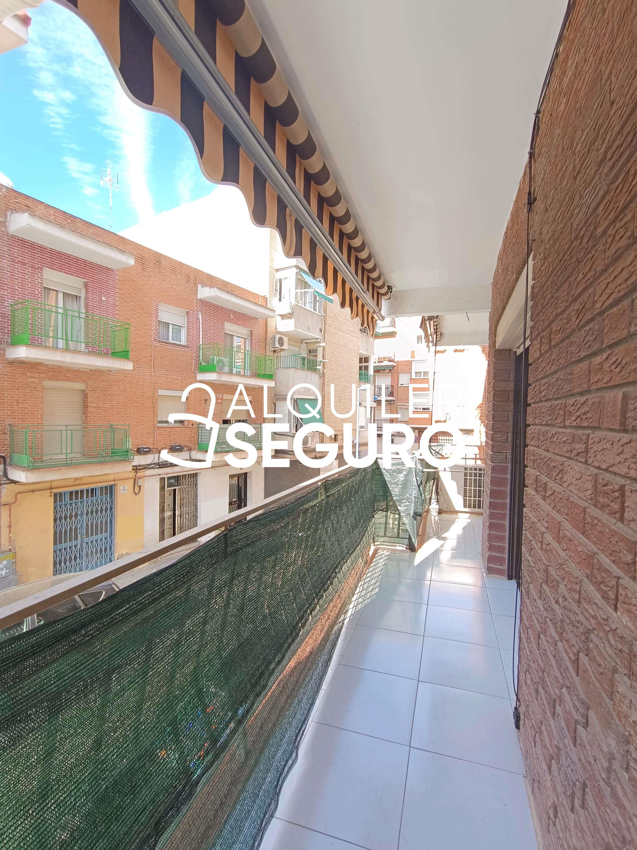 Exterior view of Flat to rent in Leganés  with Air Conditioner, Heating and Terrace