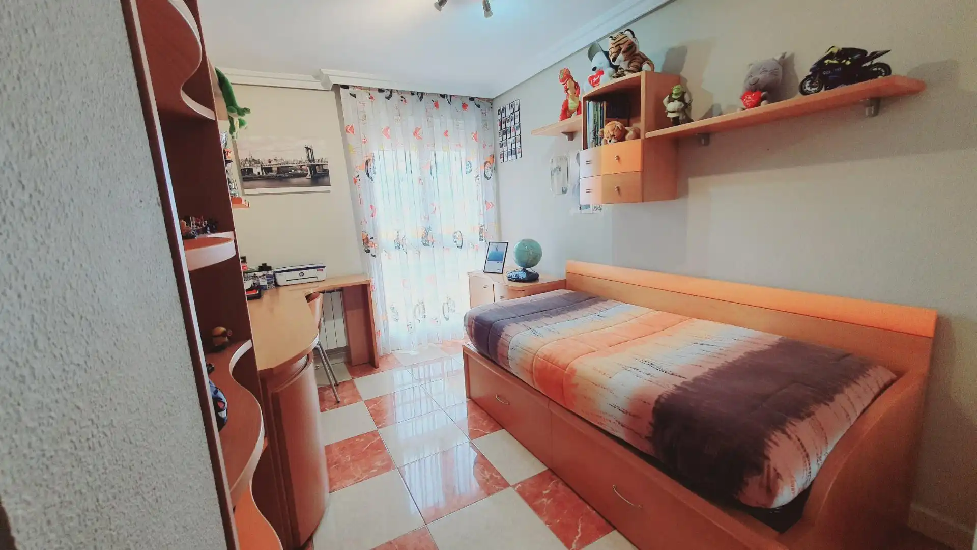 Bedroom of Attic for sale in Torrejón de Ardoz  with Air Conditioner, Heating and Private garden