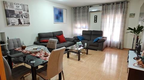 Foto 2 de Apartamento en venta en Calle Isaac Peral, Fuensalida, Toledo