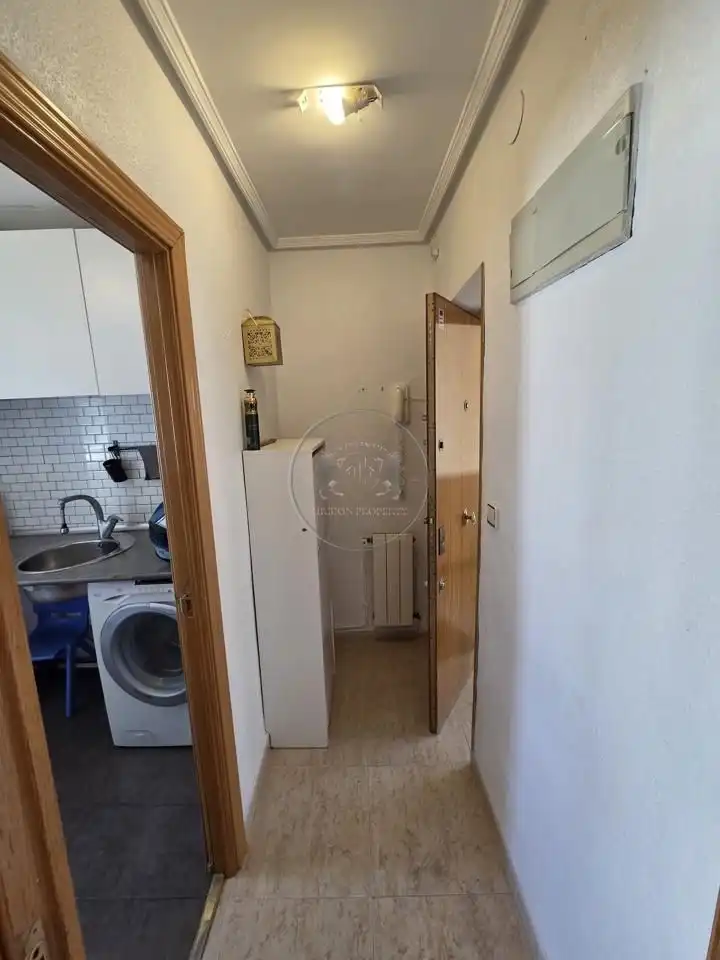 Flat for sale in Madrid  with Air Conditioner and Terrace