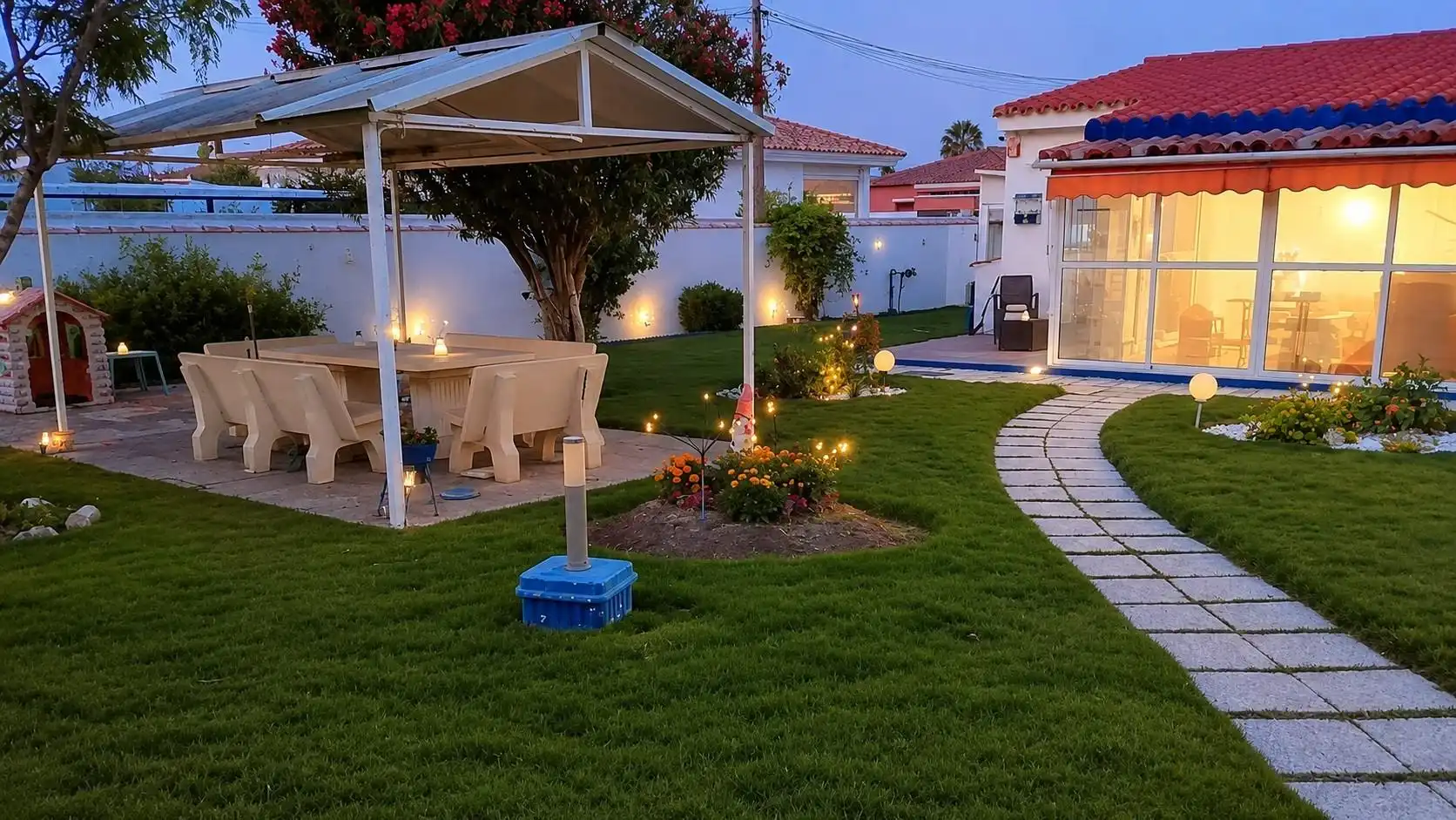 Terraza de Casa o chalet en venta en Chiclana de la Frontera con Jardín privado, Trastero y Piscina
