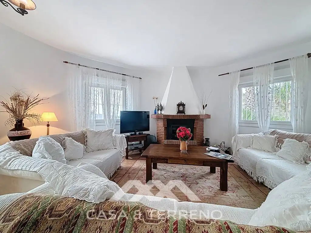 Sala d'estar de Casa o xalet en venda en Canillas de Albaida amb Aire condicionat, Calefacció i Jardí privat