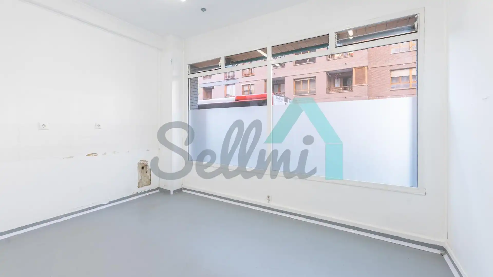 Vista exterior de Local de lloguer en Gijón 