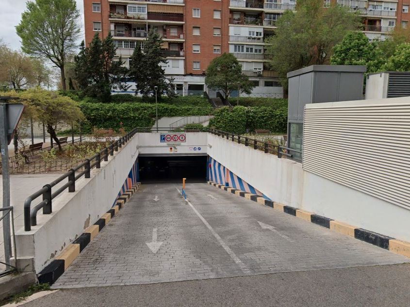 Parking of Garage to rent in Móstoles