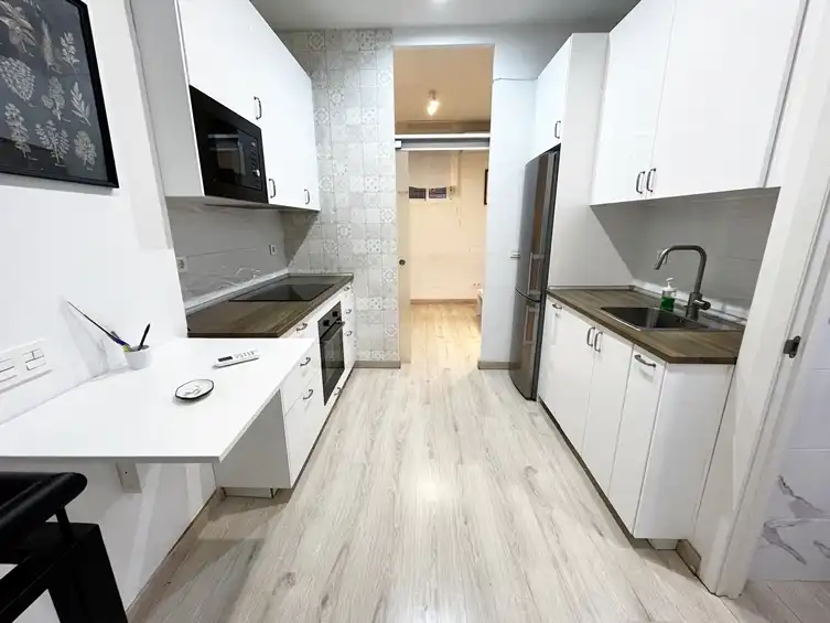 Kitchen of Flat for rent in Madrid  with Air Conditioner, Heating and Parquet flooring