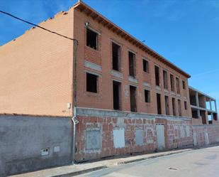 Vista exterior de Edifici en venda en Hormigos