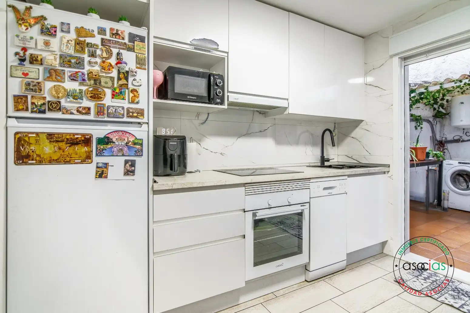 Cocina de Piso en venta en Gijón  con Calefacción y Terraza