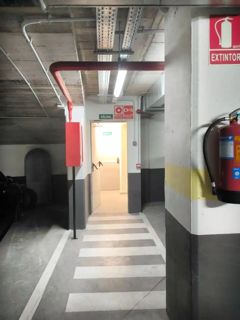 Garage for sale in Madrid