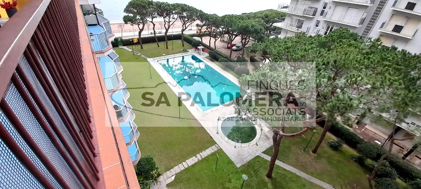 Piscina de Pis en venda en Blanes amb Aire condicionat, Balcó i Piscina comunitària
