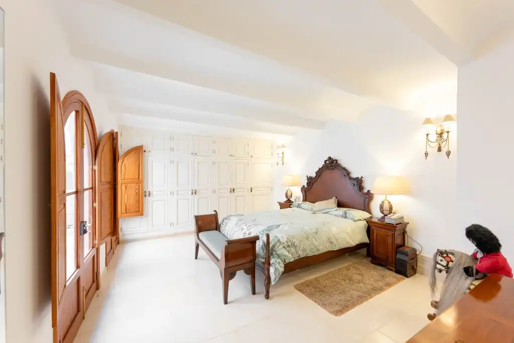 Bedroom of Country homes for sale in Calvià  with Air Conditioner, Heating and Terrace