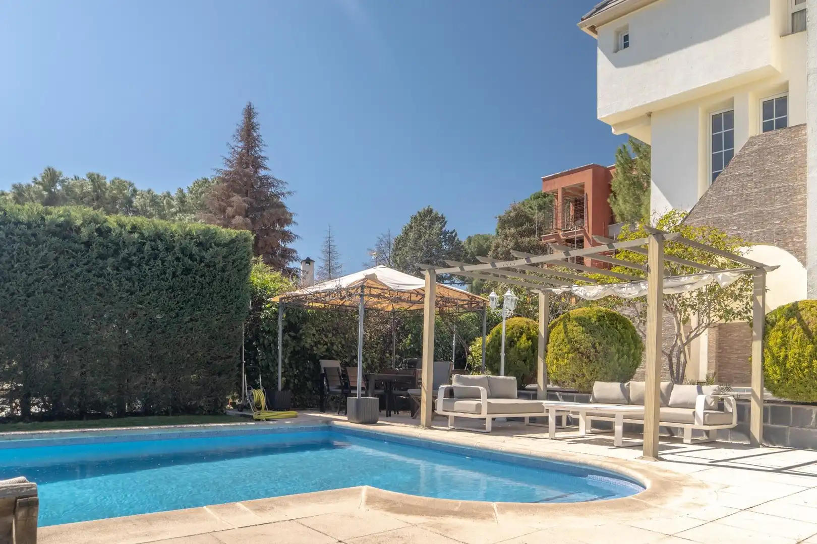 Schwimmbecken von Haus oder Chalet zum Verkauf in Torrelodones mit Heizung, Privatgarten und Terrasse