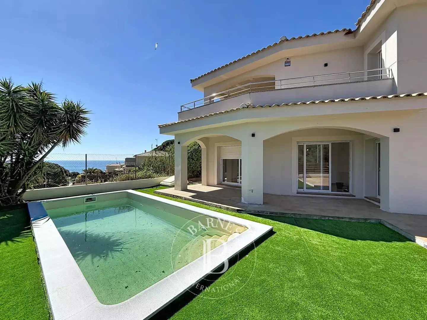 Exterior view of Houses for sale in Sant Pol de Mar  with Air Conditioner, Heating and Swimming Pool