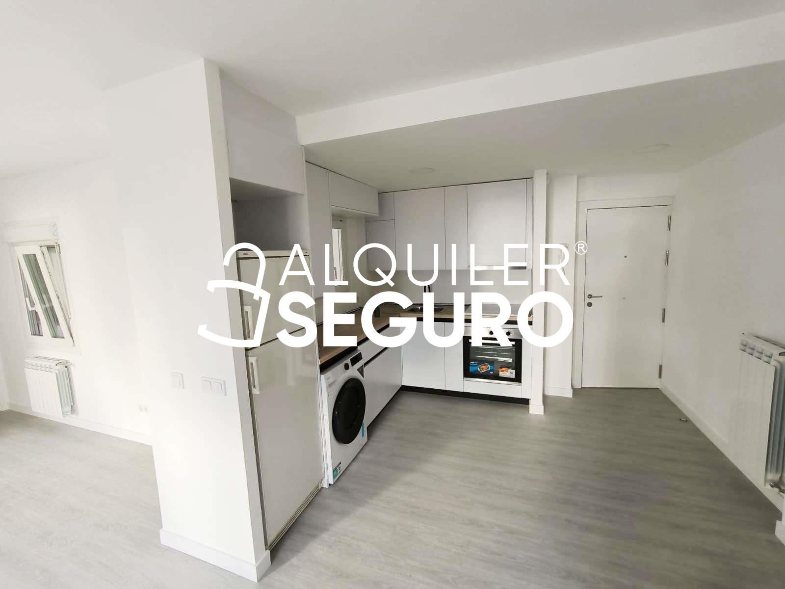 Dormitori de Pis de lloguer en  Madrid Capital amb Calefacció