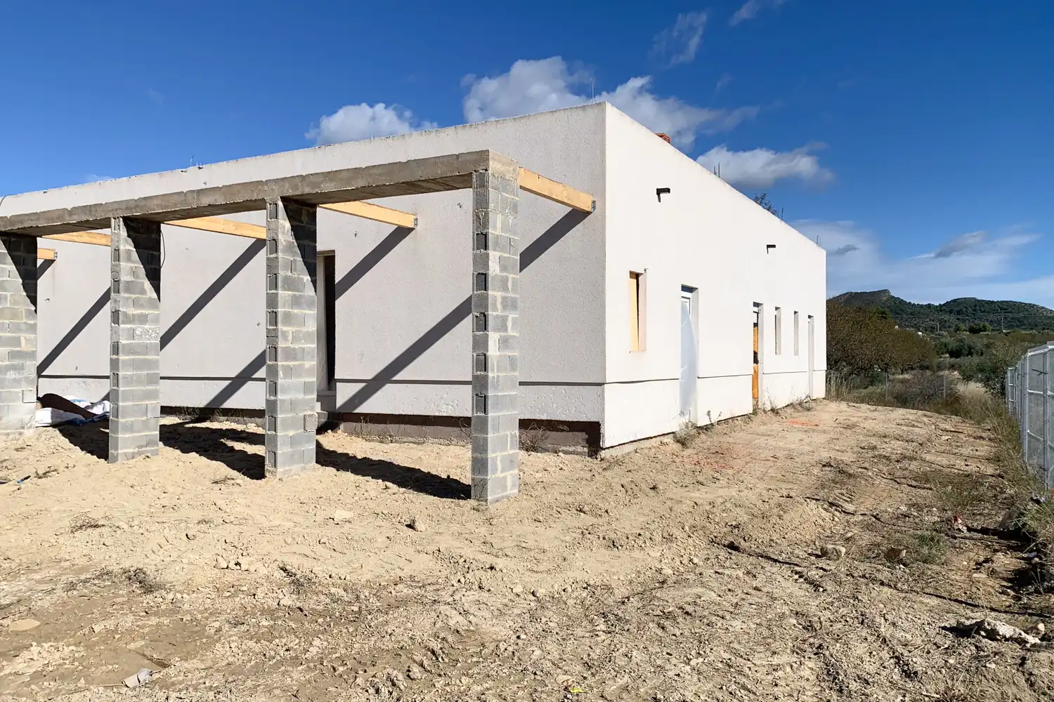 Vista exterior de Casa o chalet en venta en Villar del Arzobispo con Aire acondicionado, Calefacción y Jardín privado