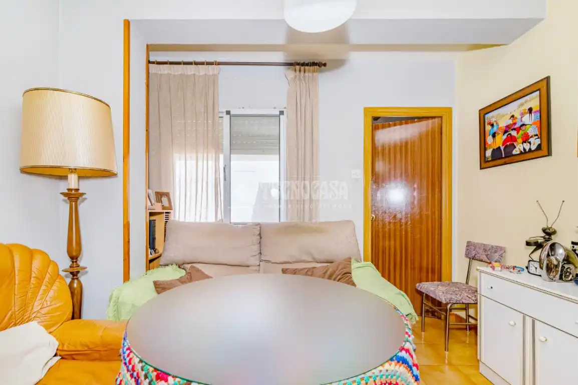 Habitación de Piso en venta en Loja con Aire acondicionado, Amueblado y Balcón