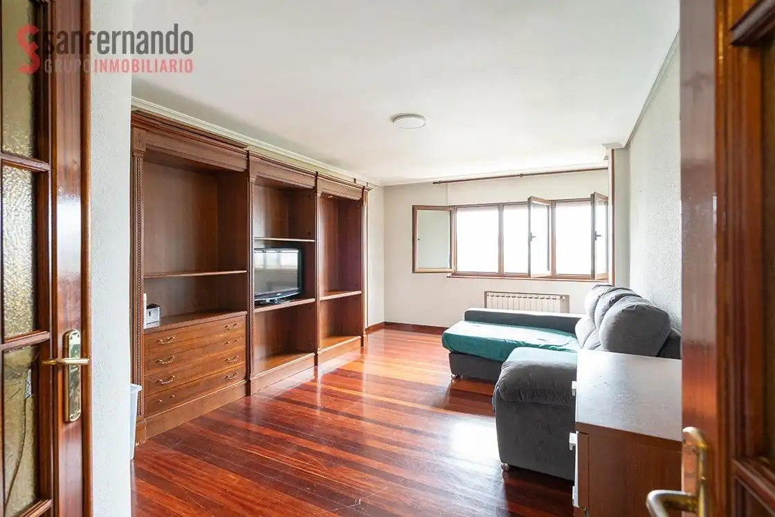 Sala de estar de Piso en venta en Santander con Calefacción y Balcón