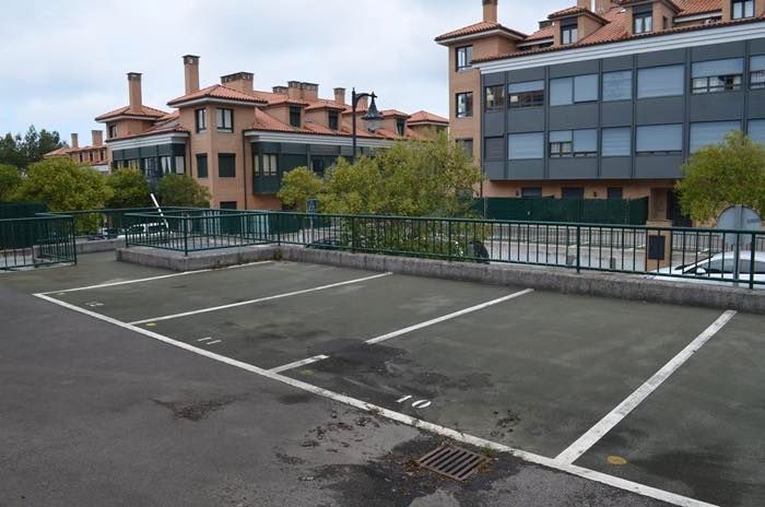 Aparcament de Garatge en venda en Llanes