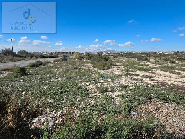 Terreno en Venta en Lugar Sector E-26, 9051 en El Travaló - Martínez Valero