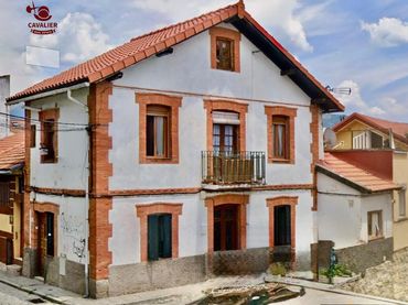 Detached house with balcony for sale in Cercedilla