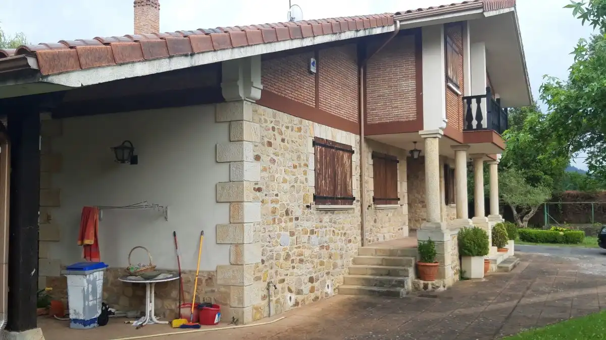 Vista exterior de Casa o chalet en venta en Zuia con Calefacción, Jardín privado y Terraza