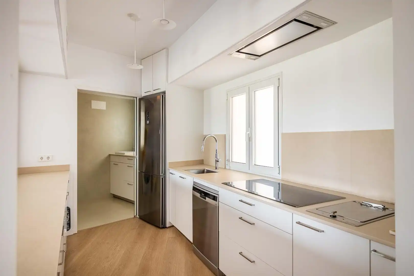 Kitchen of Flat for sale in Sevilla  with Air Conditioner, Heating and Private garden
