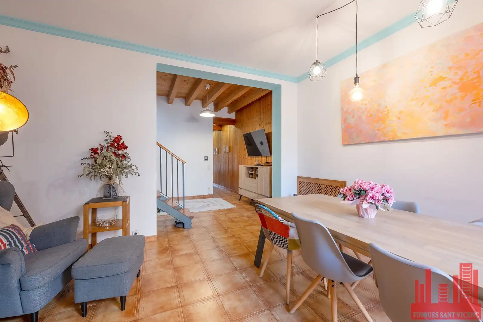 Comedor de Casa o chalet en venta en Sant Vicenç Dels Horts con Aire acondicionado, Calefacción y Jardín privado