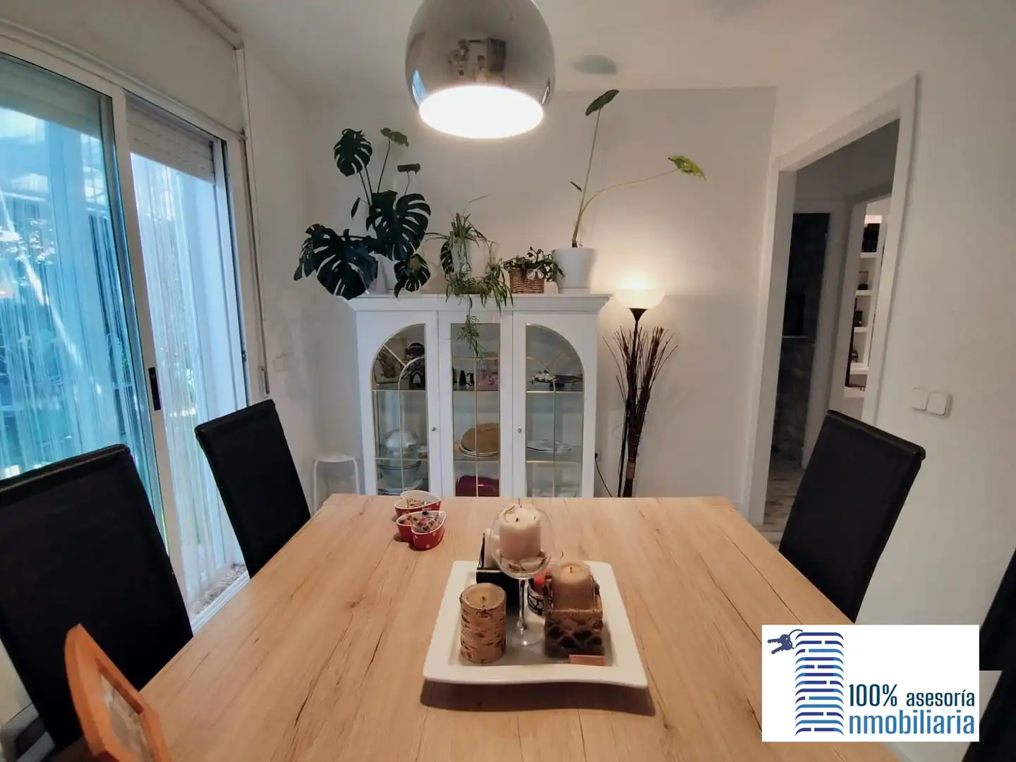 Comedor de Casa adosada en venta en Perales de Tajuña con Aire acondicionado, Calefacción y Jardín privado