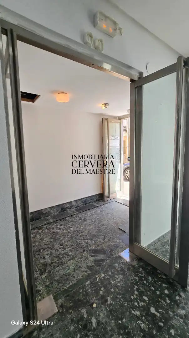 Oficina en venta en Cervera del Maestre