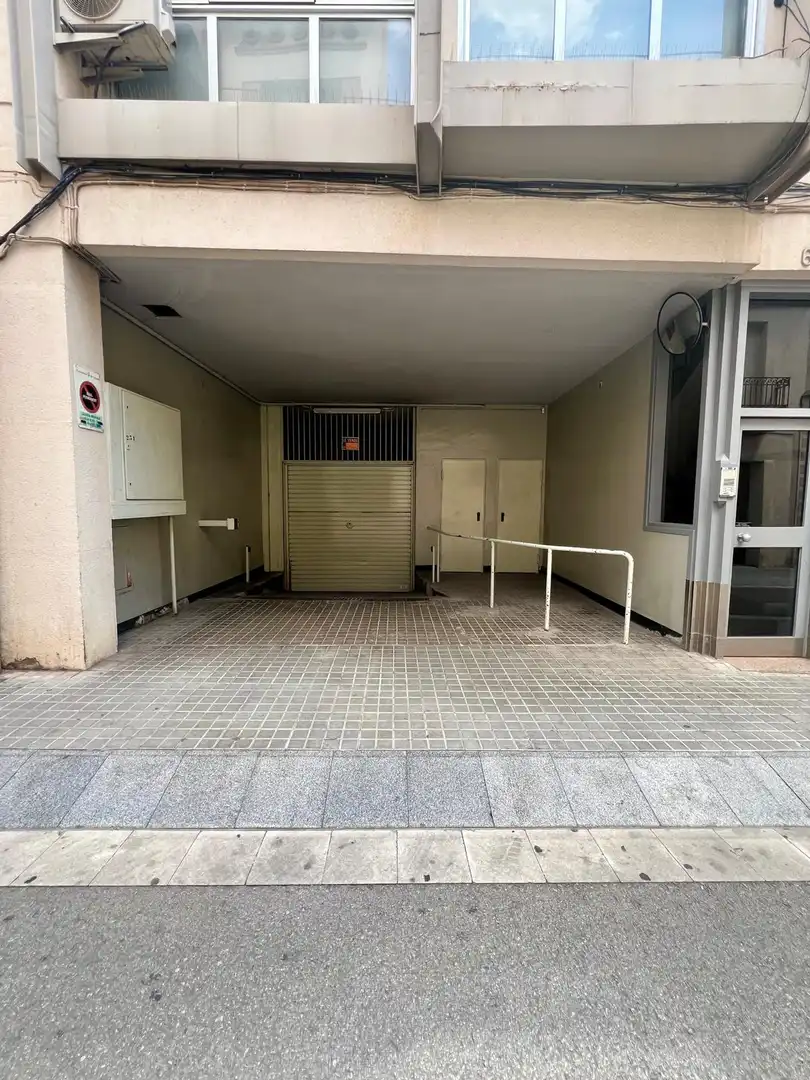 Individual con ascensor en alquiler en Rambla
