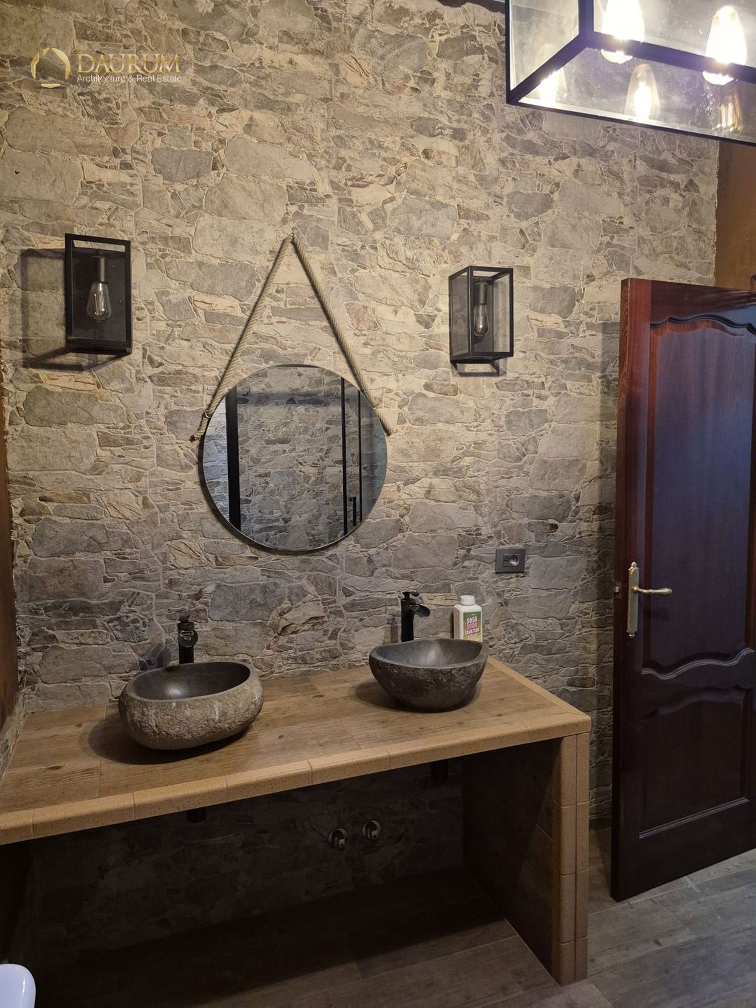 Bany de Casa o xalet en venda en Alcalá de Guadaira amb Aire condicionat, Terrassa i Traster