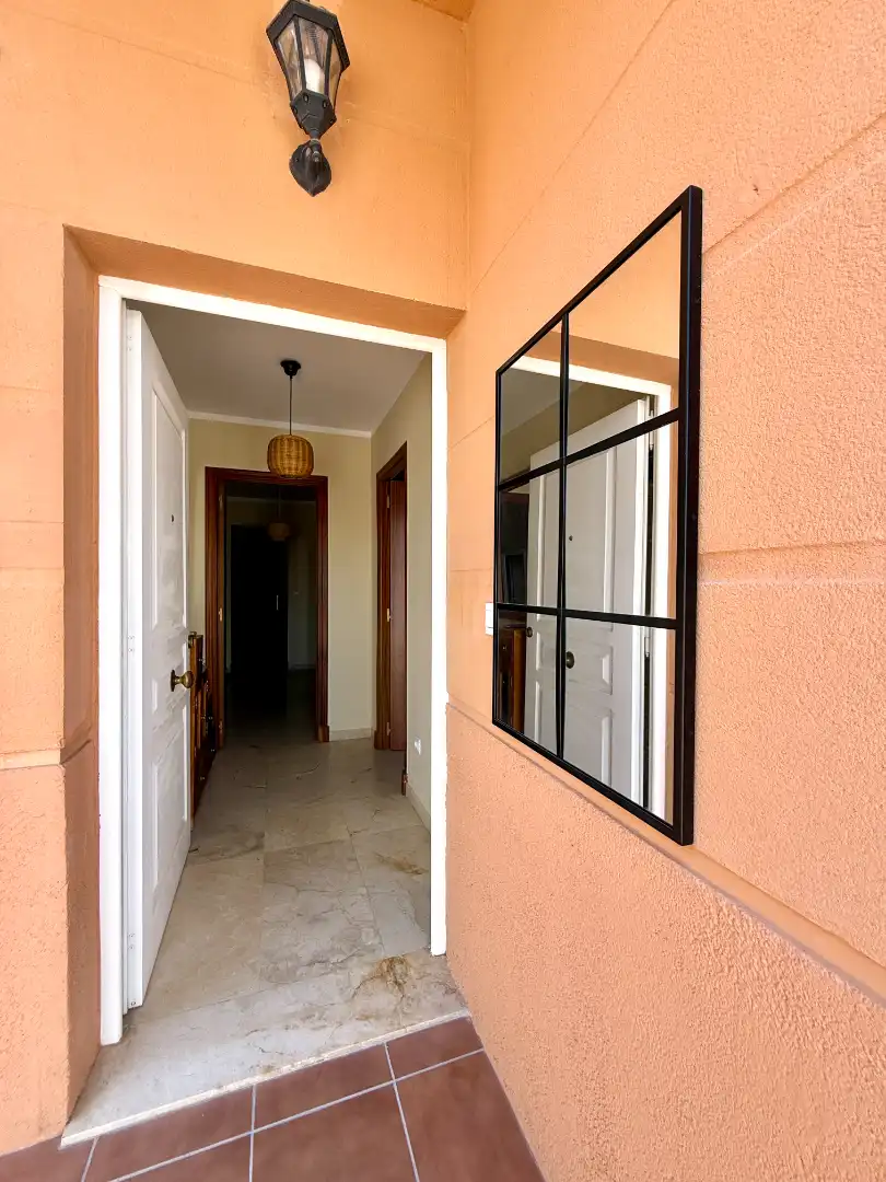 Casa adosada en venda en Espartinas amb Jardí privat, Terrassa i Piscina