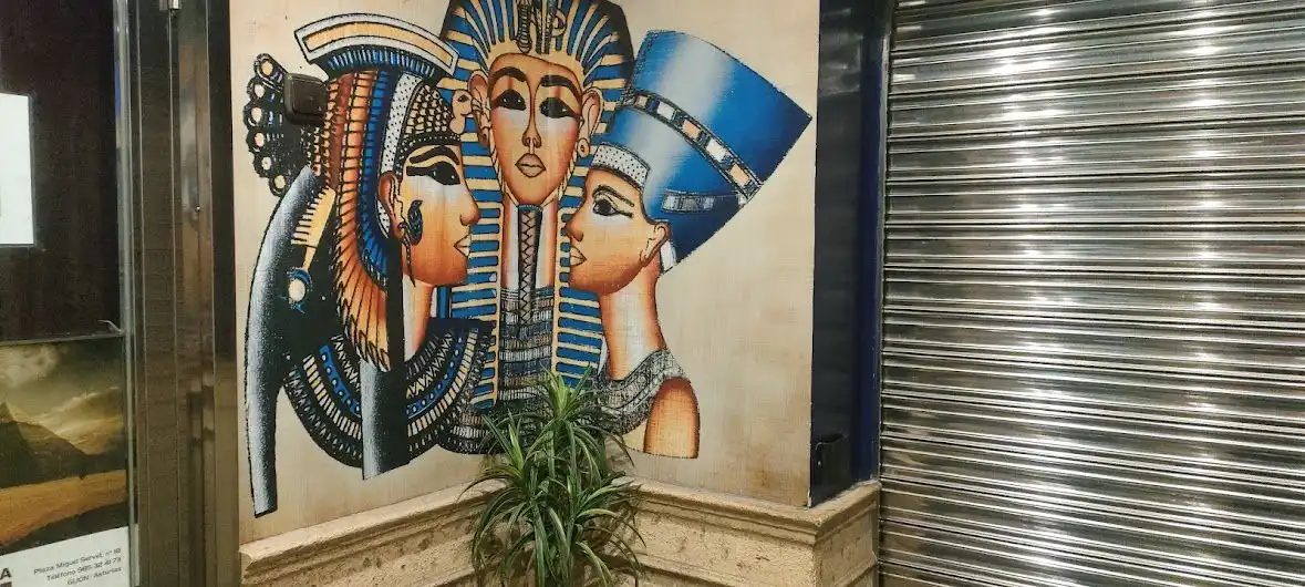 Local comercial en traspaso en MIGUEL SERVET, imagen 3