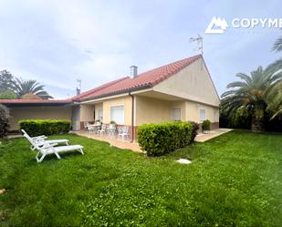 Garden of Single-family semi-detached for sale in Novés  with Air Conditioner, Terrace and Swimming Pool