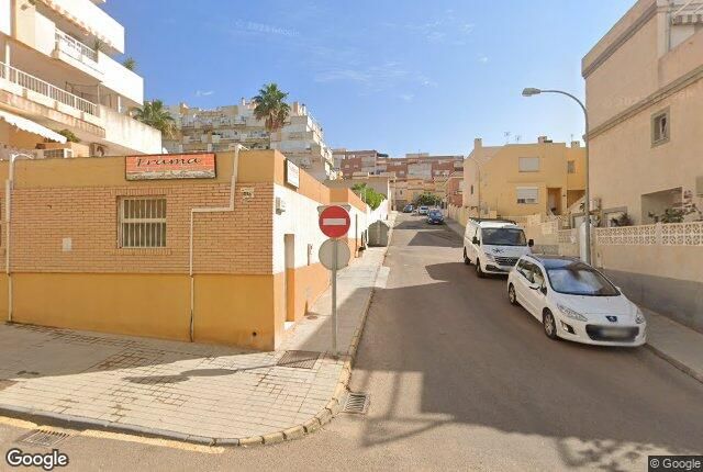Vista exterior de Pis en venda en Roquetas de Mar