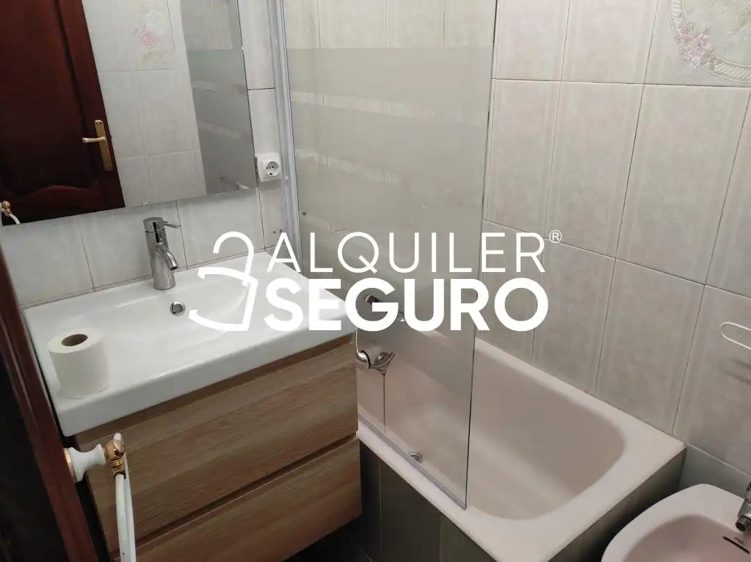 Flat with lift to rent in Gazteluondo, imagen 11