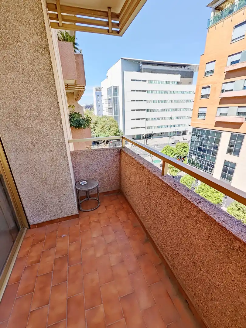Balcony of Flat for sale in Sevilla  with Air Conditioner, Terrace and Community pool