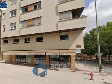 Local comercial de lloguer a Carmen Medrano