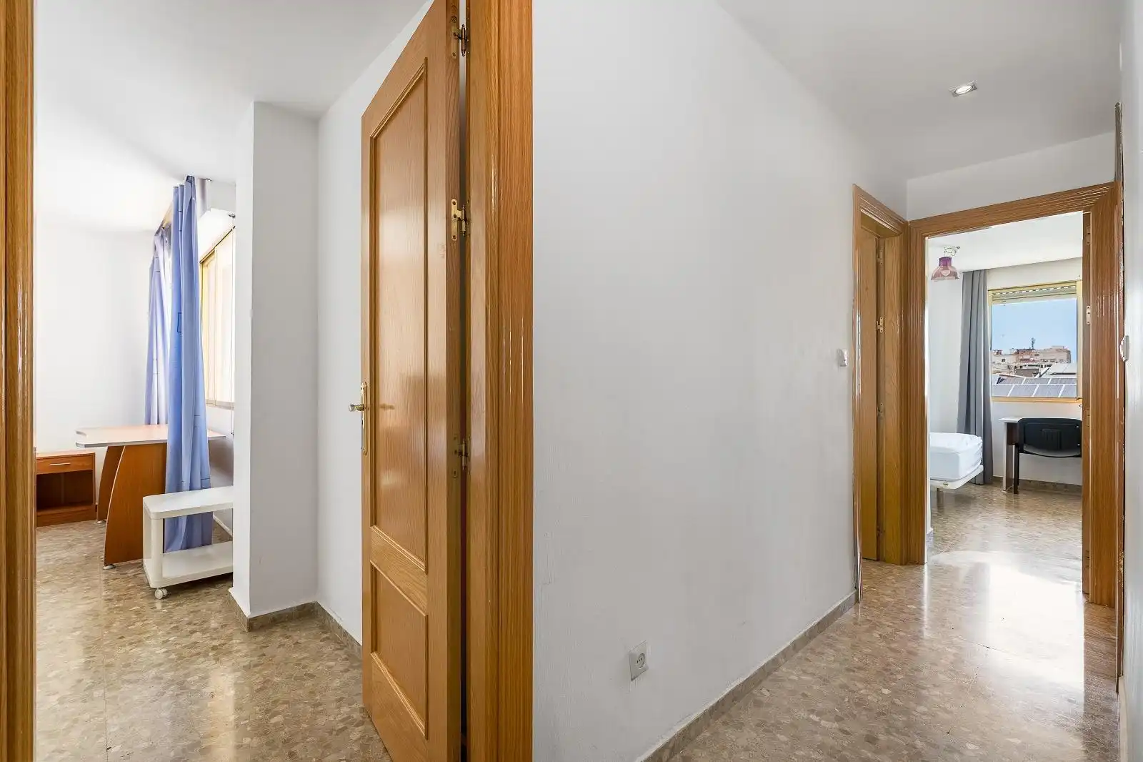 Flat for sale in Granada  with Heating