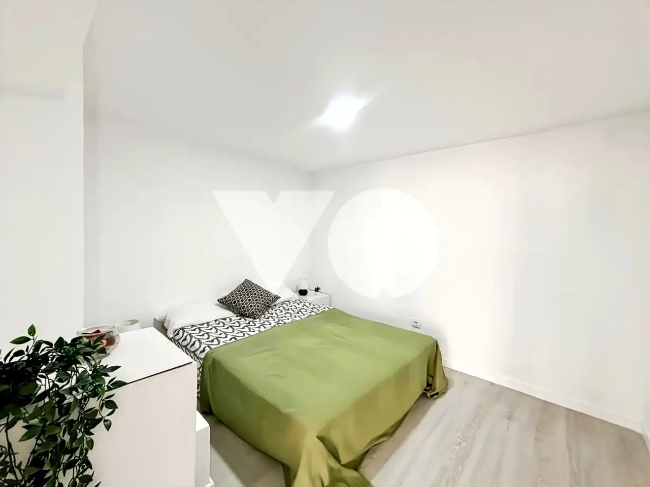 Habitación de Planta baja en venta en Madrid con Calefacción
