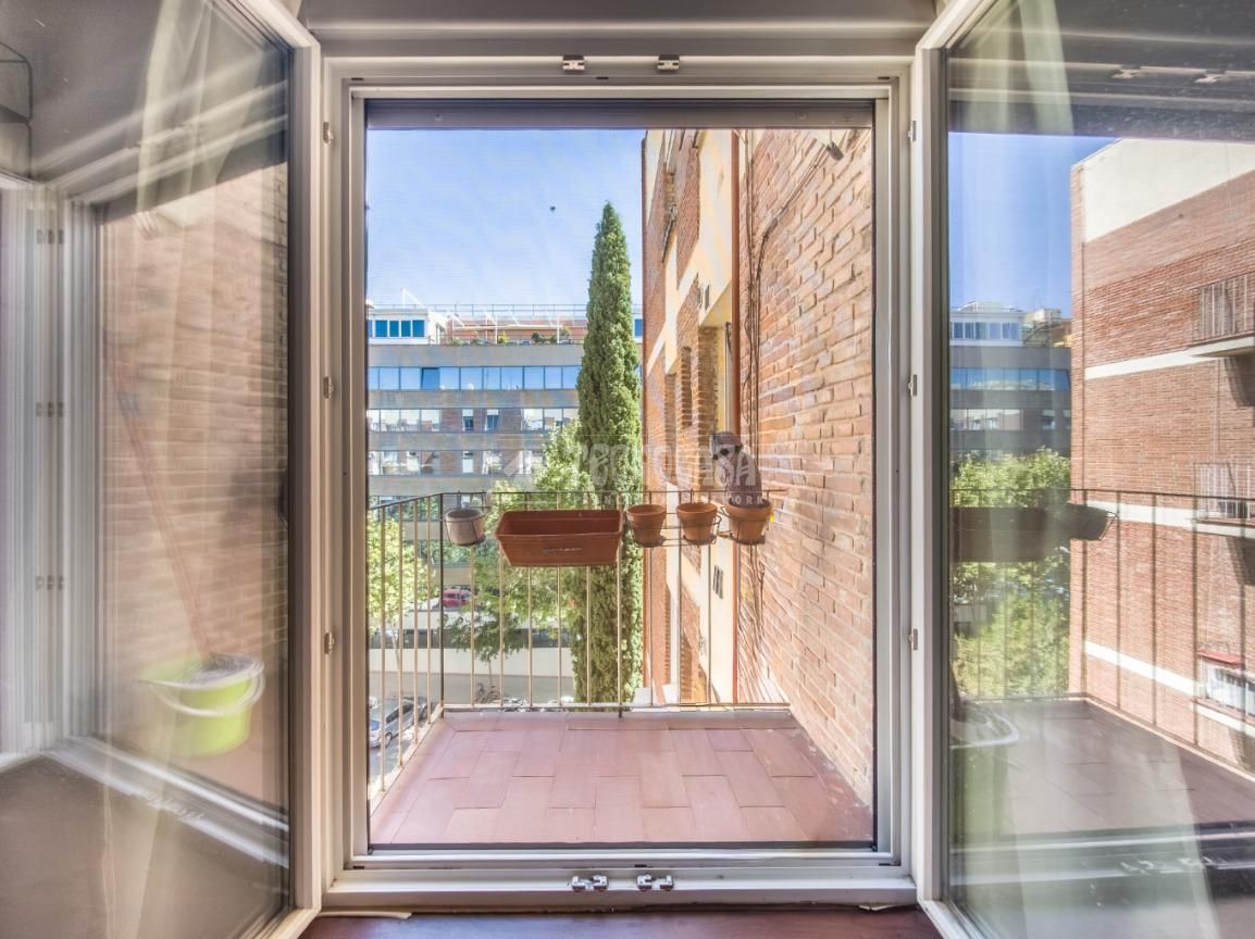 Vista exterior de Piso en venta en  Madrid Capital con Aire acondicionado y Calefacción