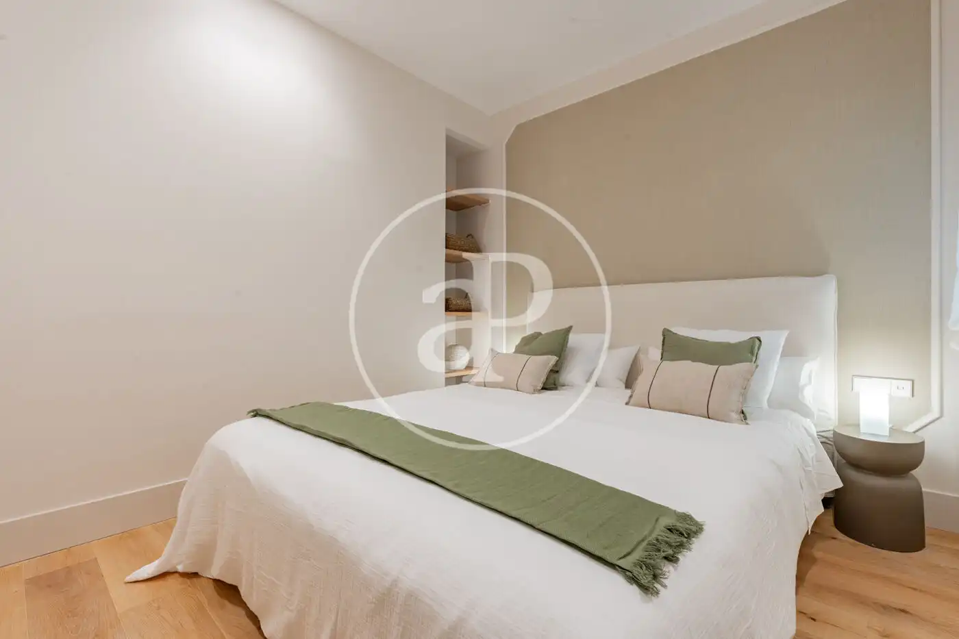 Bedroom of Flat for sale in Madrid  with Air Conditioner and Heating