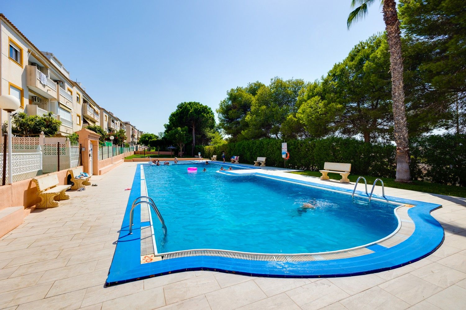 Piscina de Apartament en venda en Torrevieja amb Aire condicionat, Calefacció i Terrassa