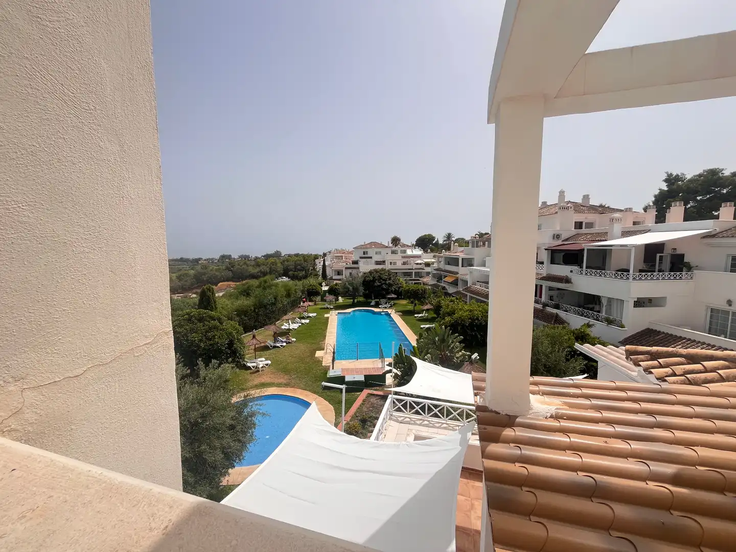 Garten von Dachboden zur Miete in Marbella mit Klimaanlage, Terrasse und Abstellraum