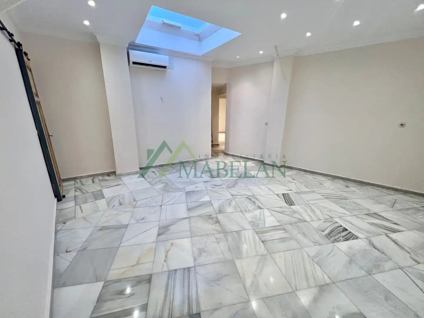 Office for rent in Jerez de la Frontera  with Heating