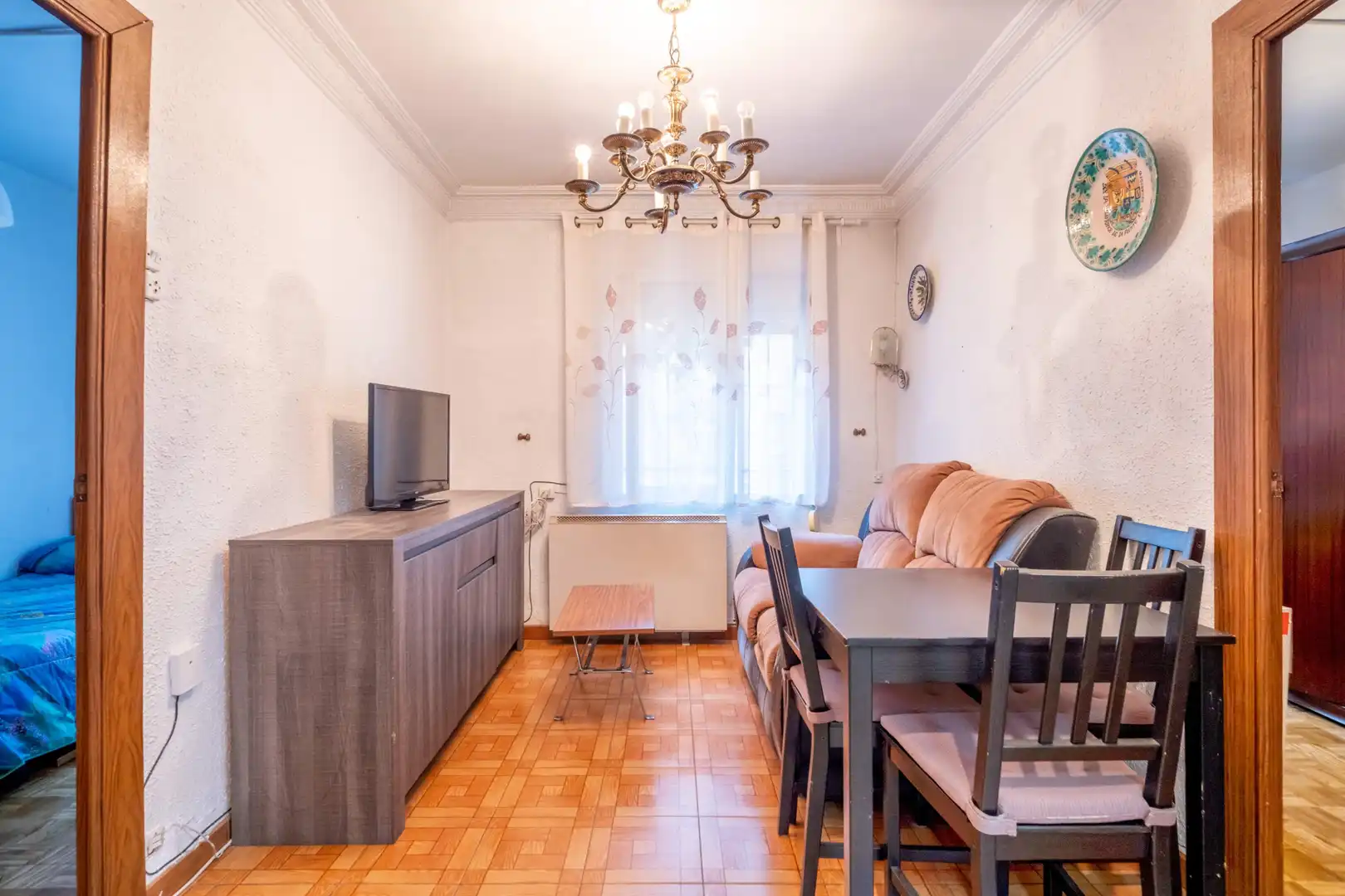 Sala d'estar de Pis en venda en Zaragoza amb Calefacció i Parquet